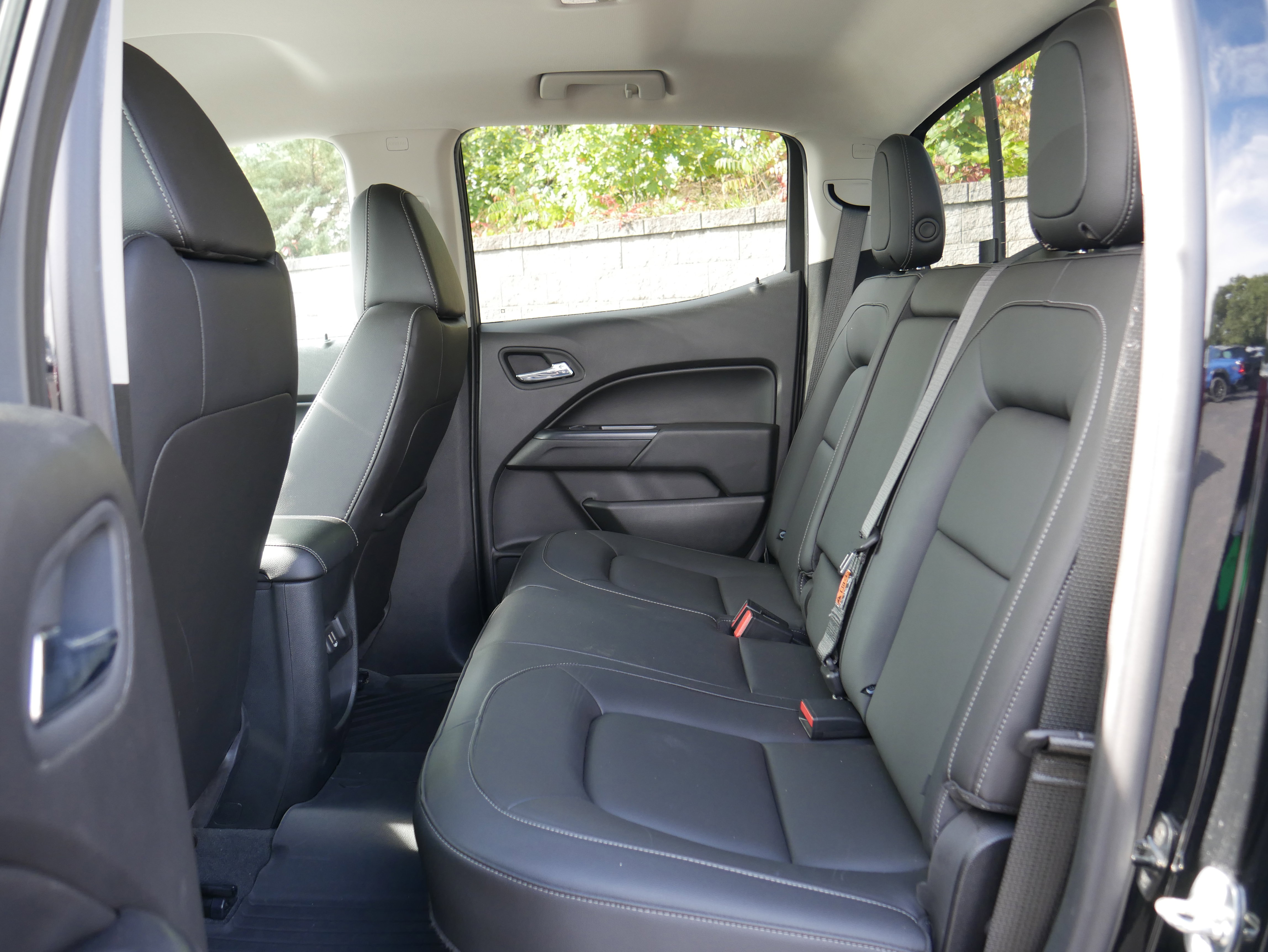 Certified 2021 Chevrolet Colorado ZR2 w/ Colorado ZR2 Bison Edition image 14