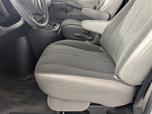 Used 2024 GMC Savana 2500 Work Van w/ Driver Convenience Package image 12