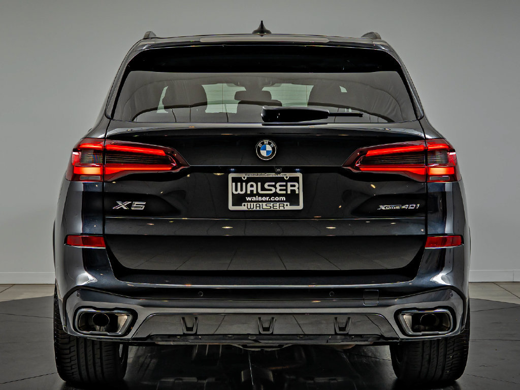 Used 2023 BMW X5 xDrive40i w/ Executive Package AWD/4WD image 6