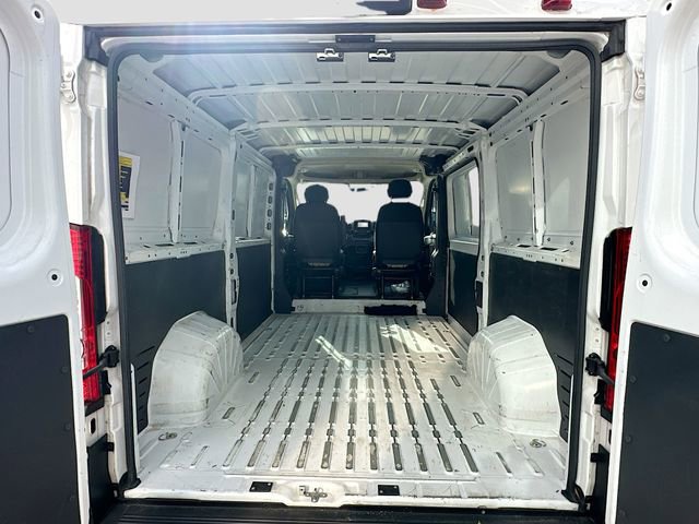 Used 2023 RAM ProMaster 2500 w/ Convenience Group image 23