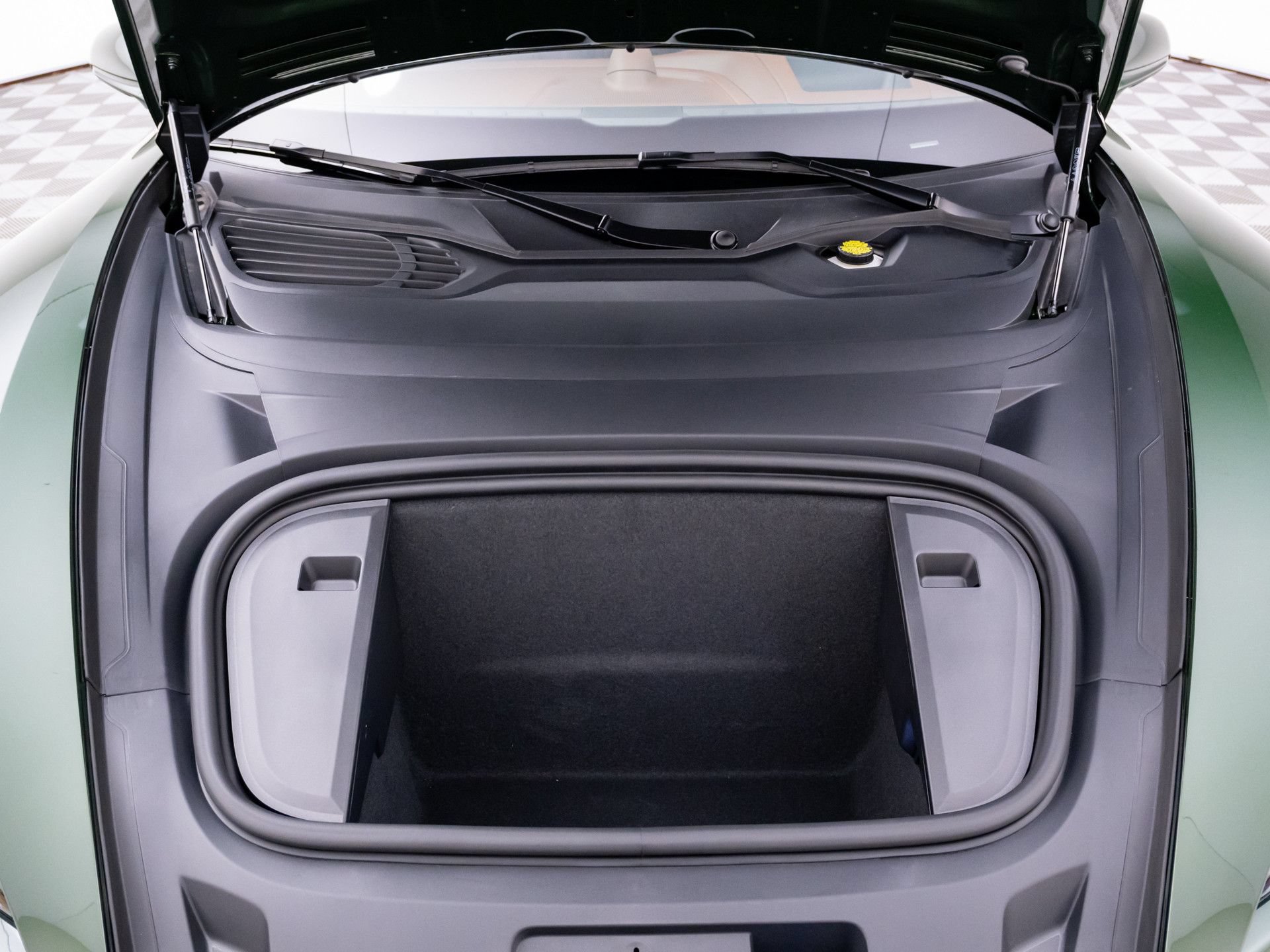 New 2026 Porsche Taycan AWD/4WD image 33