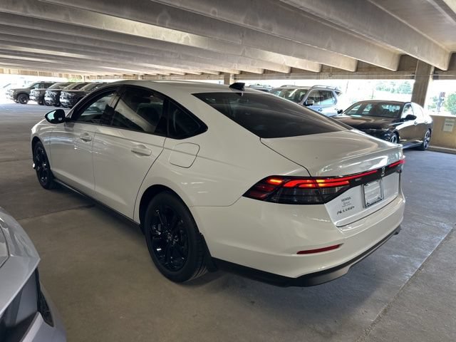 Certified 2025 Honda Accord SE image 7