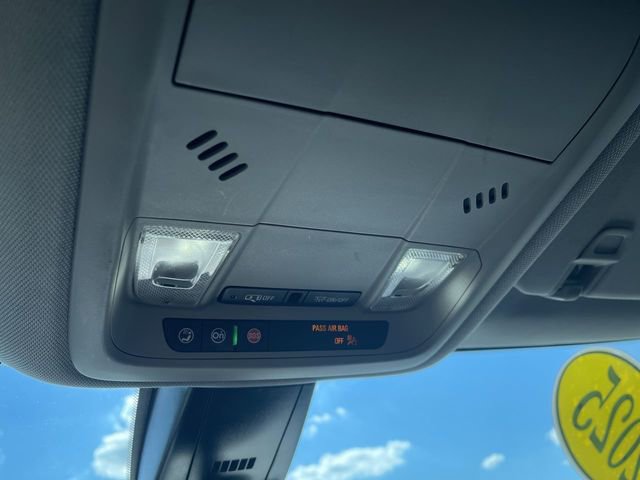 Used 2025 Chevrolet Blazer LT image 34