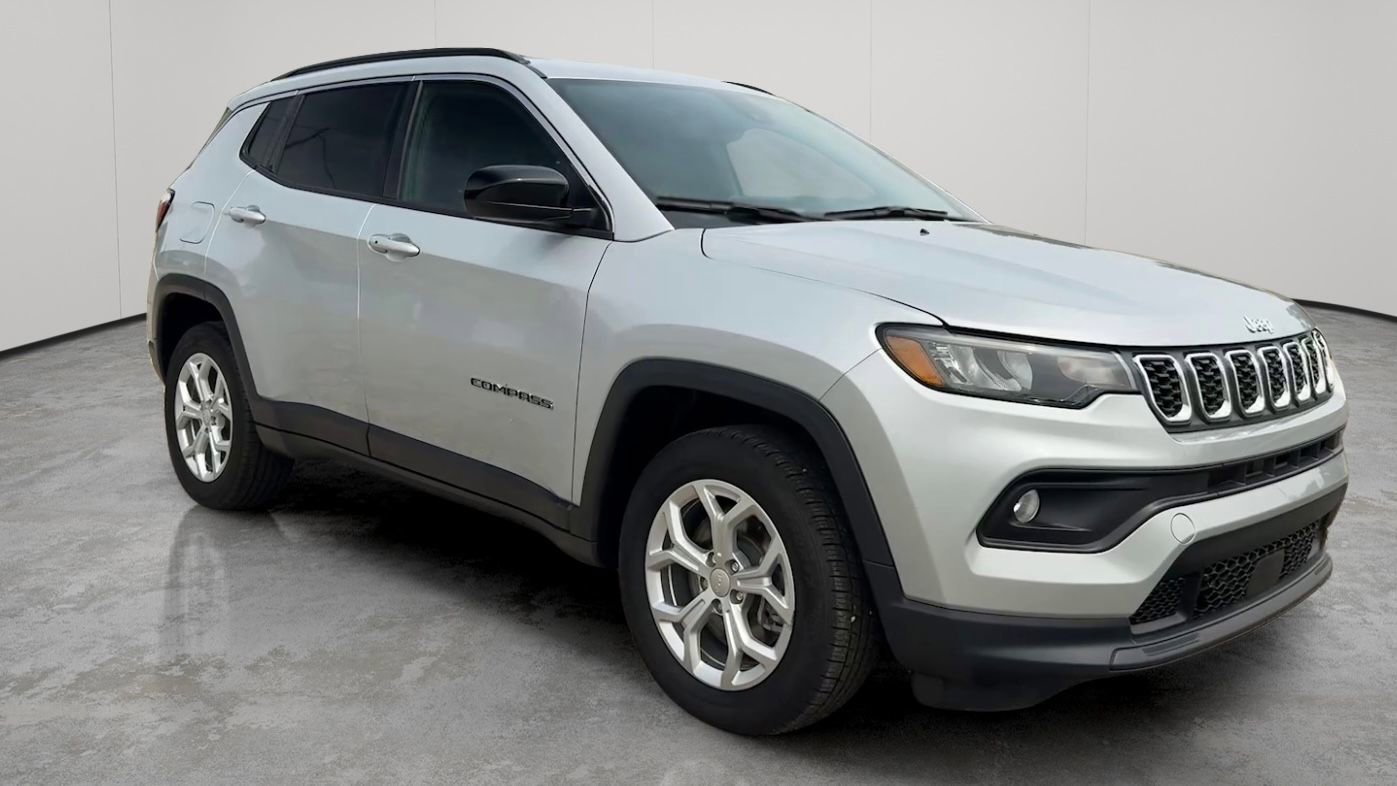 Used 2024 Jeep Compass Latitude