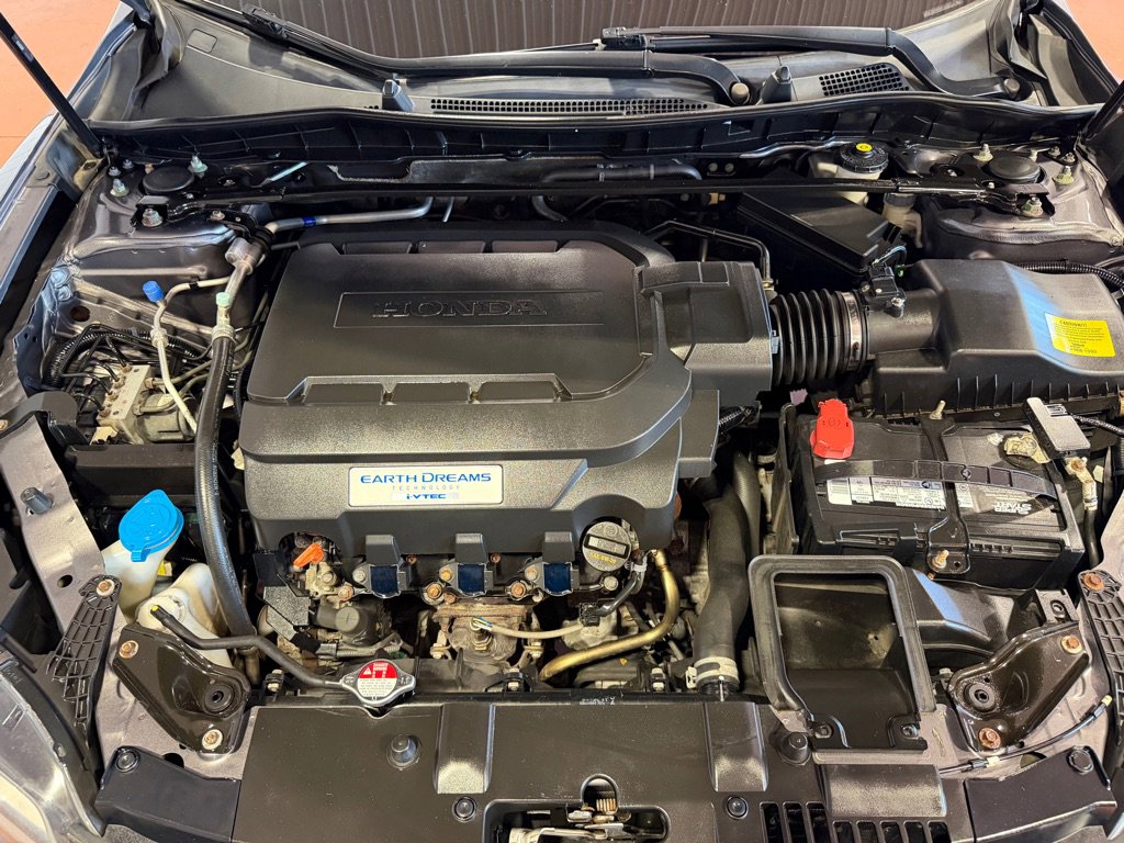 Used 2016 Honda Accord EX-L image 32