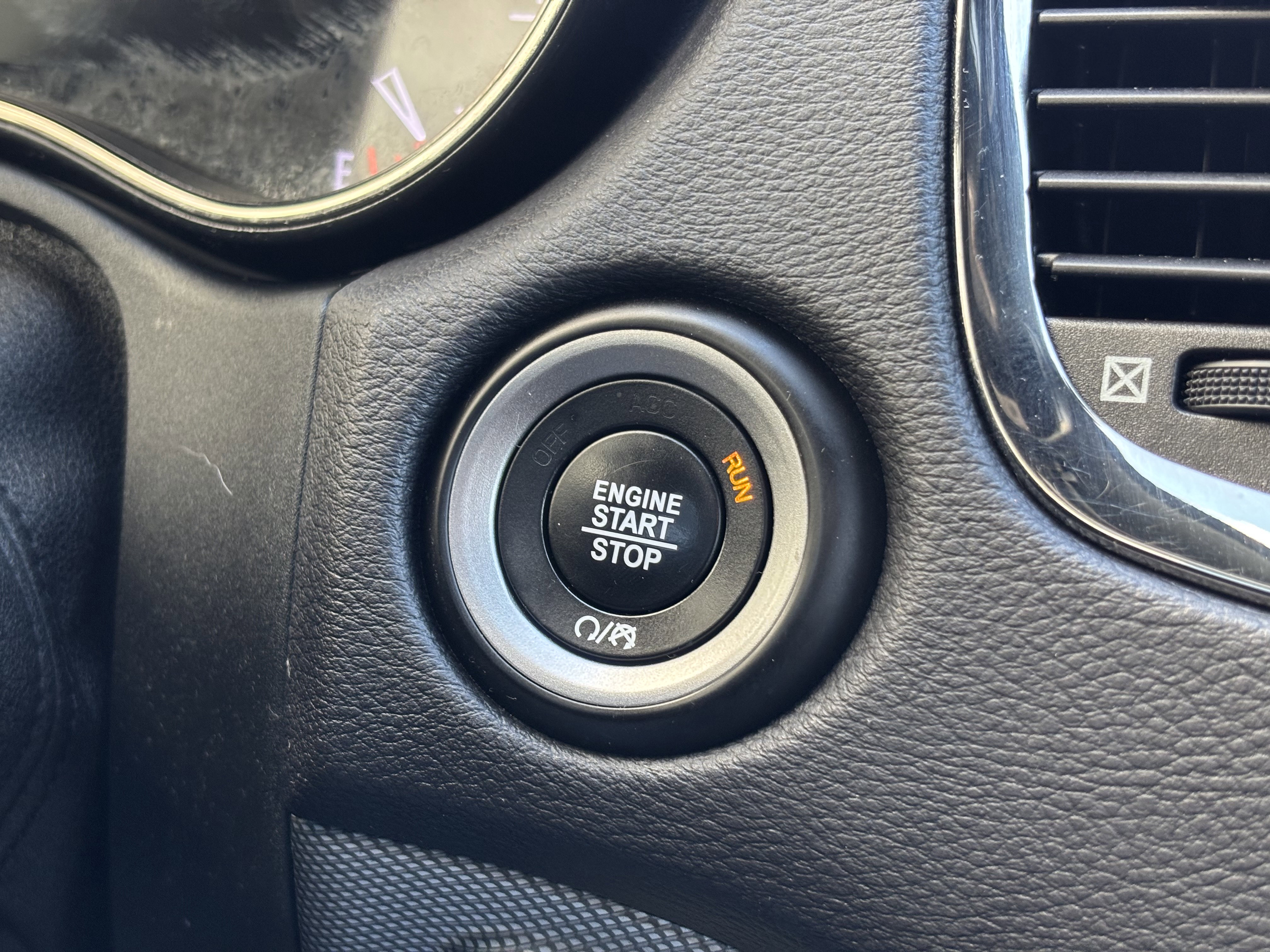 Used 2019 Dodge Durango GT AWD/4WD image 18
