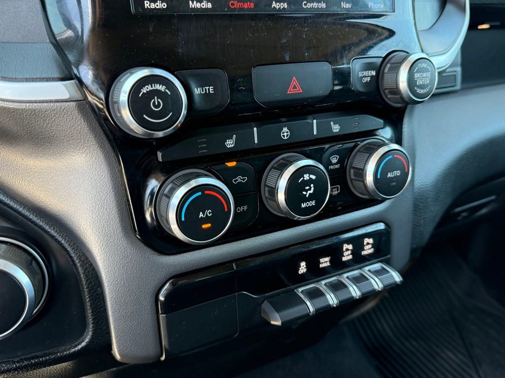 Used 2019 RAM 1500 Big Horn image 24