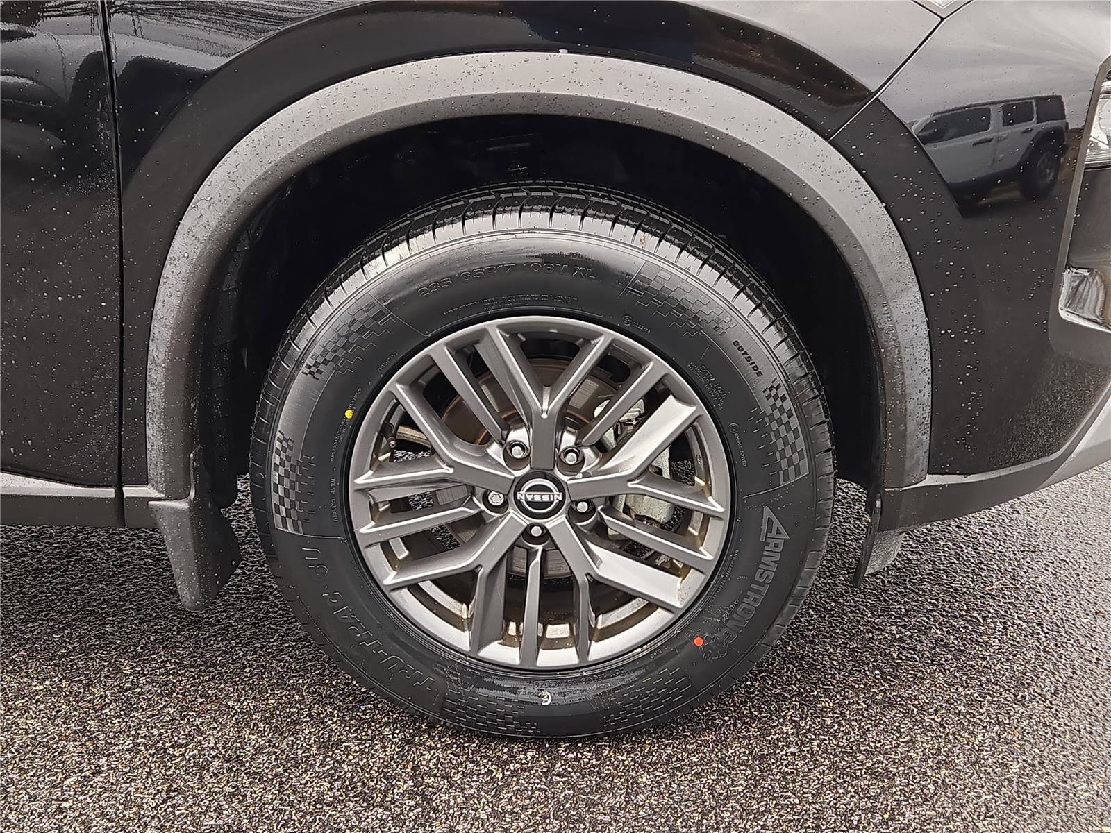 Used 2023 Nissan Rogue S FWD image 4