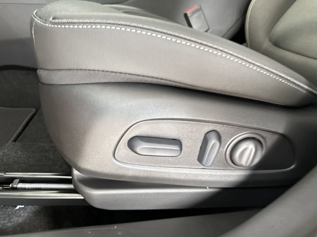 New 2026 Buick Encore GX Preferred w/ Comfort Package FWD image 14