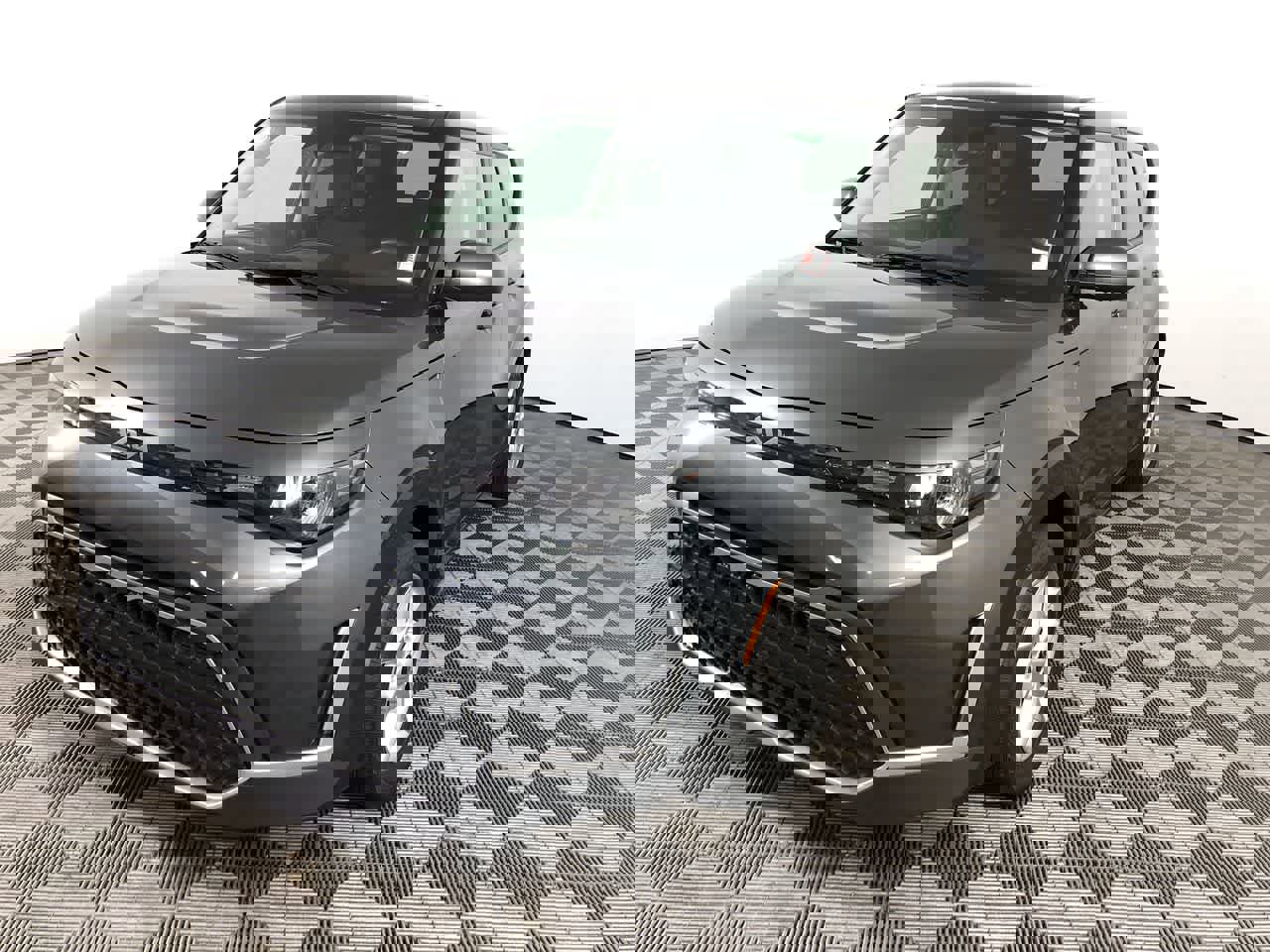 Used 2024 Kia Soul LX w/ Option Group 015 image 4