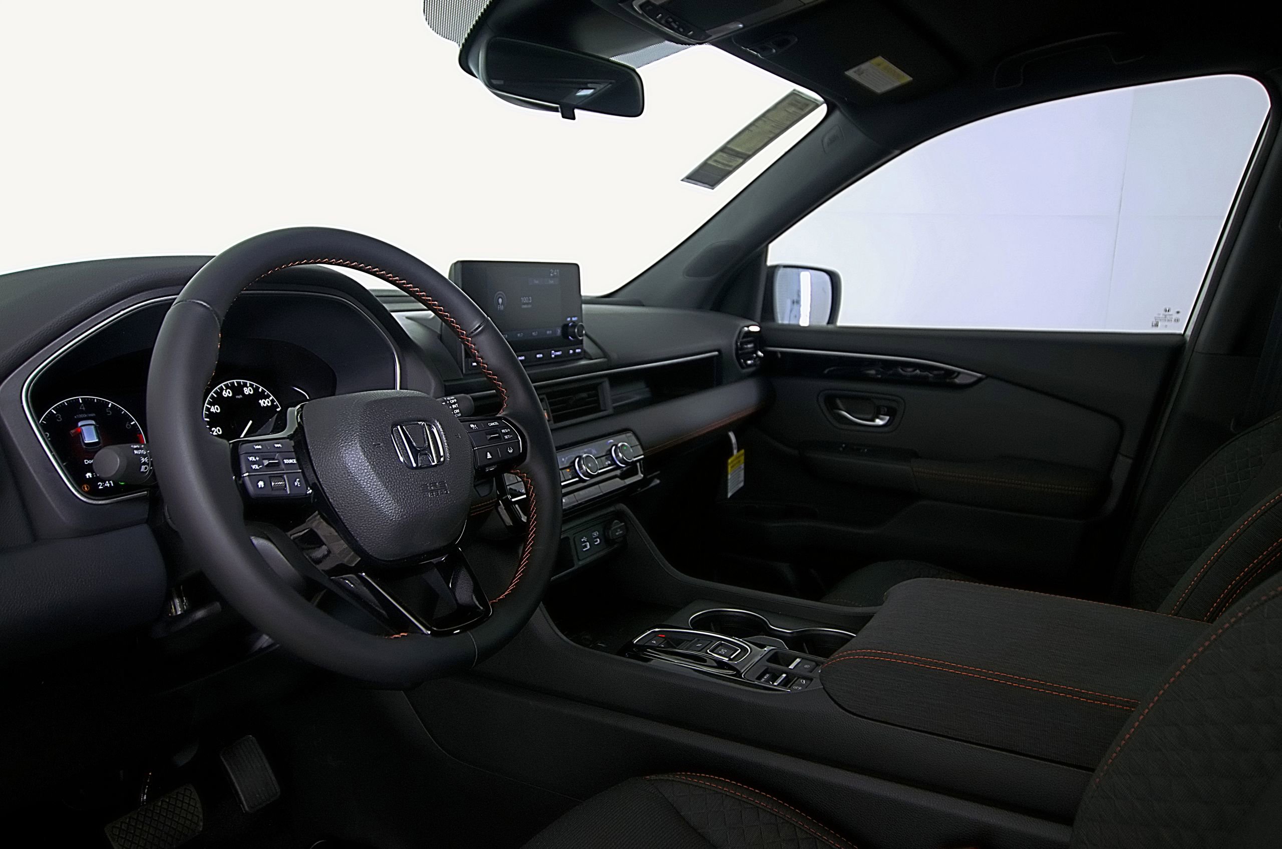 Used 2025 Honda Pilot Sport image 21