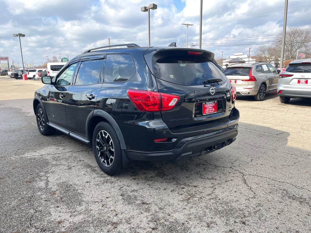 Used 2020 Nissan Pathfinder SV w/ Rock Creek Edition image 3