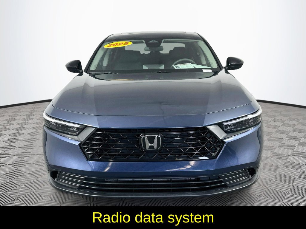 Used 2025 Honda Accord SE image 4