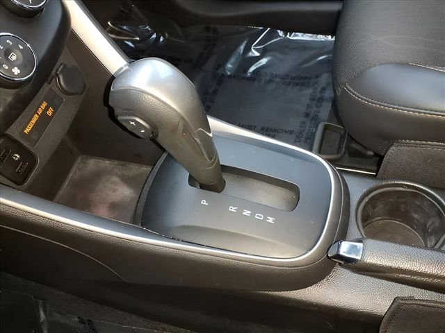 Used 2022 Chevrolet Trax LT w/ LT Convenience Package image 24