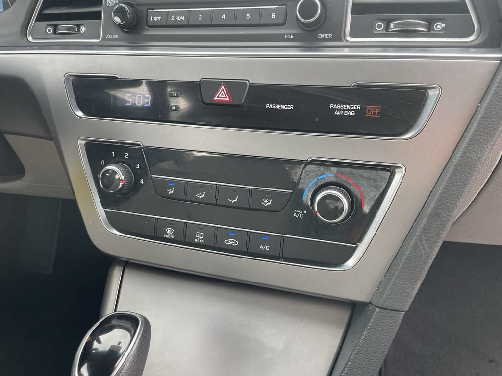 Used 2017 Hyundai Sonata SE FWD image 23