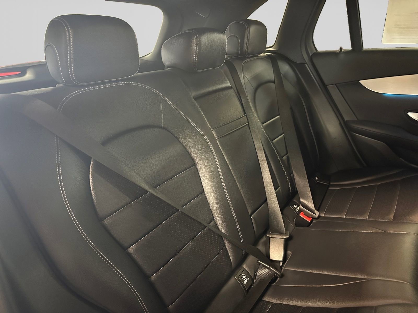 Used 2019 Mercedes-Benz GLC 300 4MATIC w/ Multimedia Package image 25