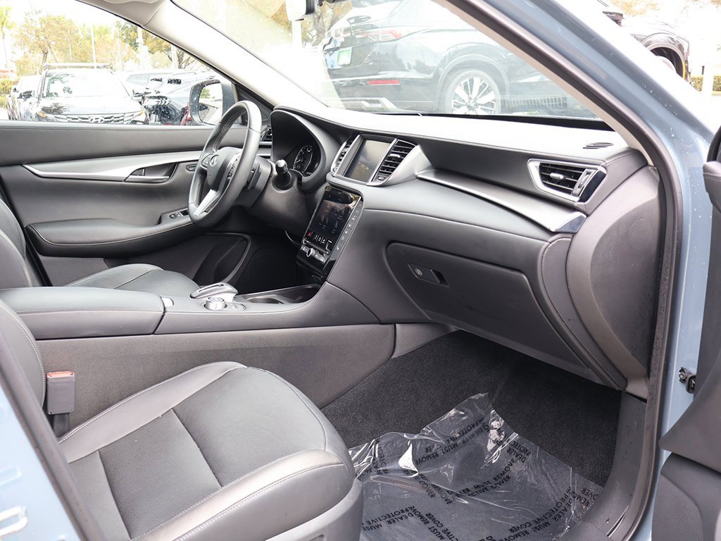 Used 2023 INFINITI QX50 Luxe image 27