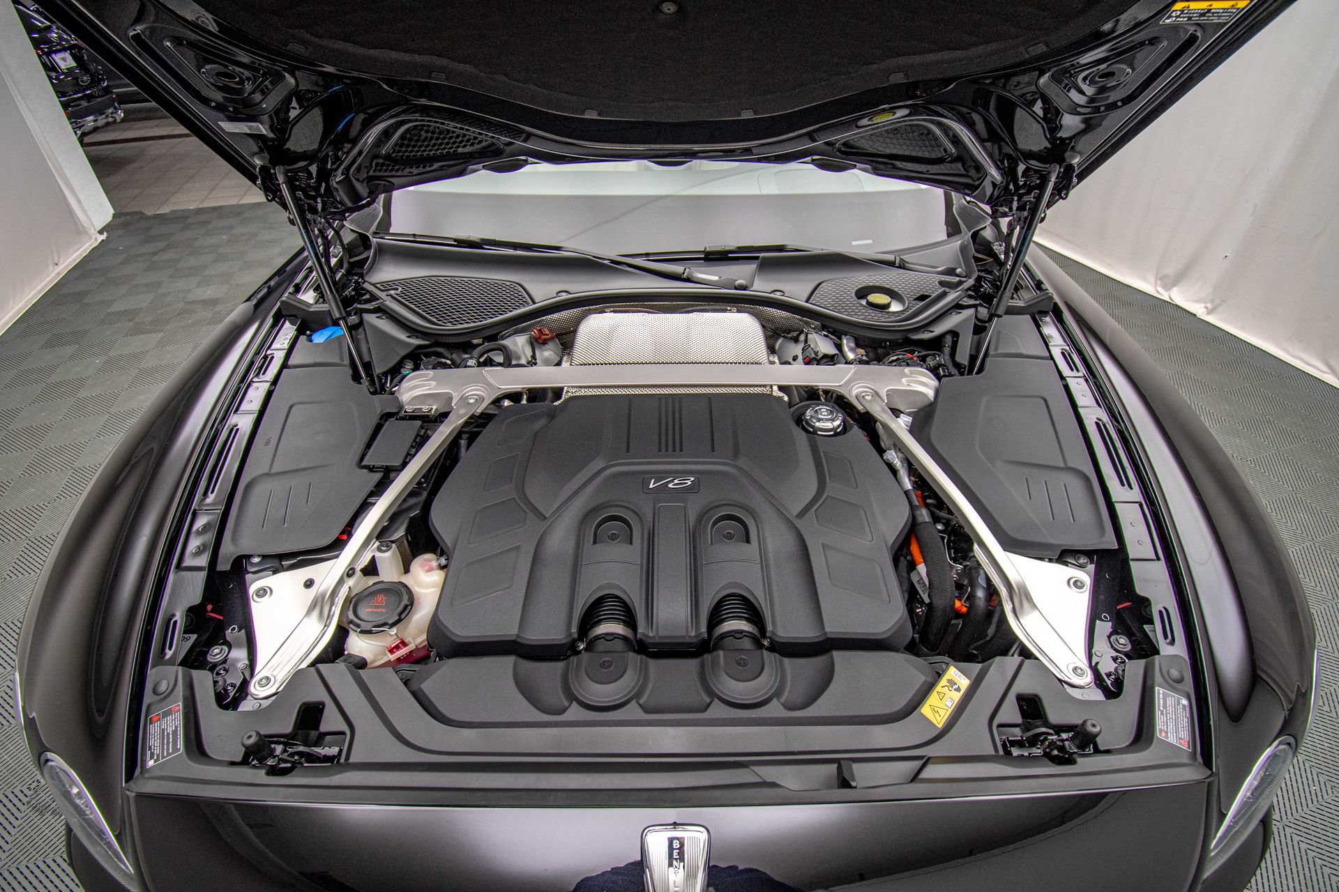 New 2026 Bentley Flying Spur Plug-In Hybrid image 49