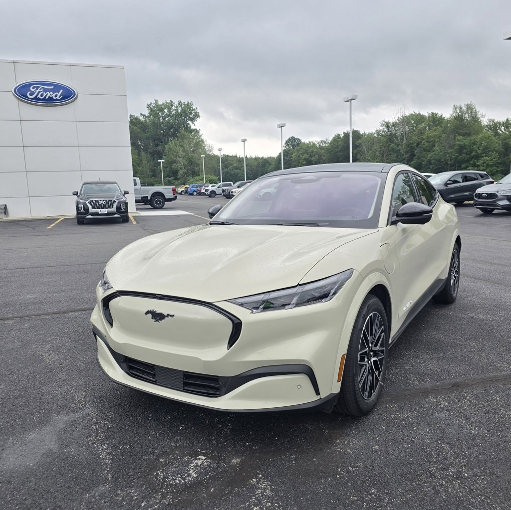New 2025 Ford Mustang Mach-E Premium image 2