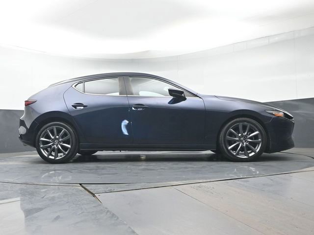 Used 2019 MAZDA MAZDA3 AWD Hatchback w/ Preferred Pkg image 30