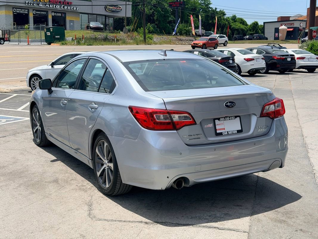 Used 2017 Subaru Legacy 2.5i Limited AWD/4WD image 4
