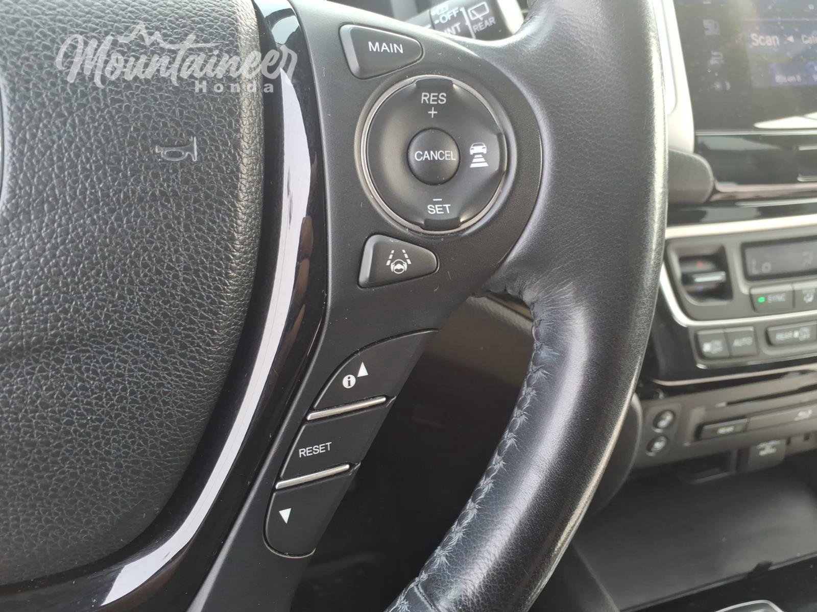 Used 2018 Honda Pilot Elite image 26