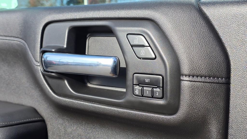 Used 2020 Chevrolet Silverado 2500 LTZ w/ LTZ Plus Package image 23