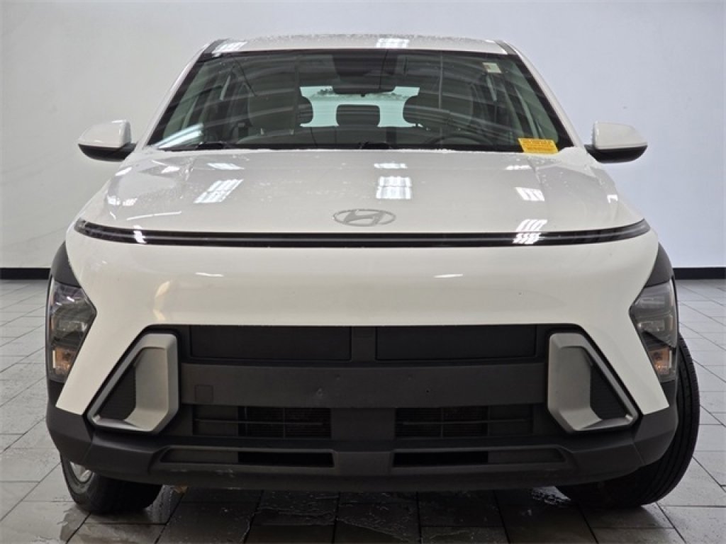 Used 2024 Hyundai Kona SE image 9