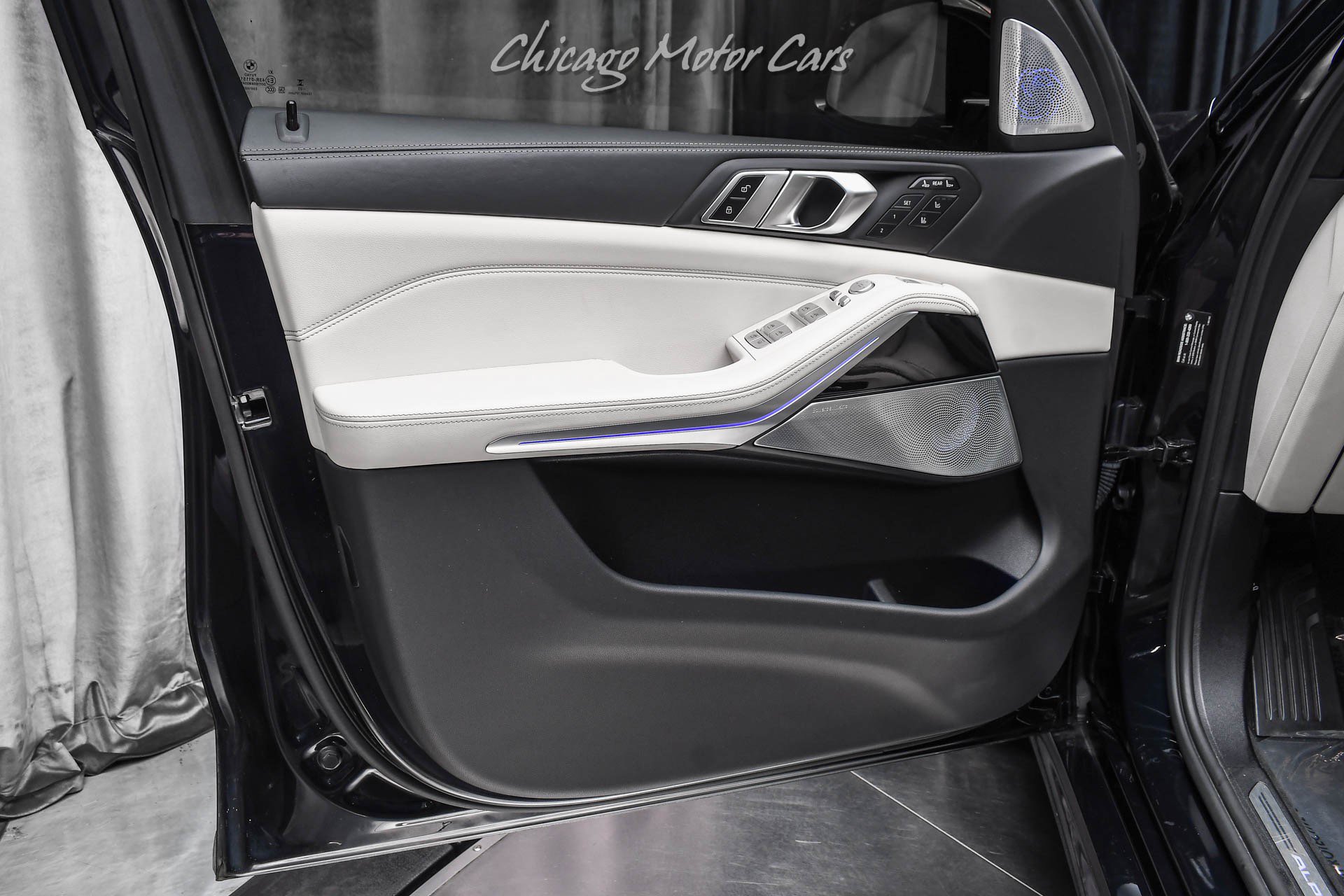 Used 2024 BMW ALPINA XB7 AWD/4WD image 42