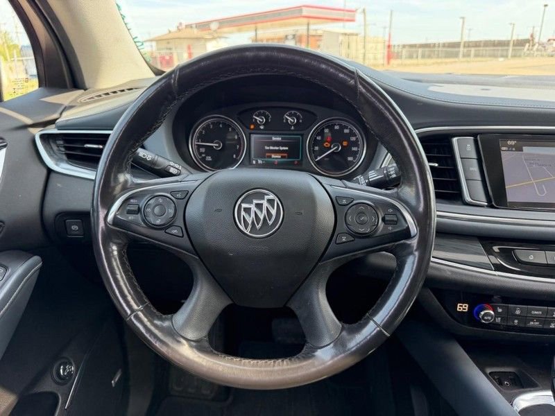 Used 2018 Buick Enclave Premium image 13