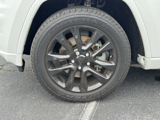 Used 2022 Jeep Grand Cherokee Laredo X image 31