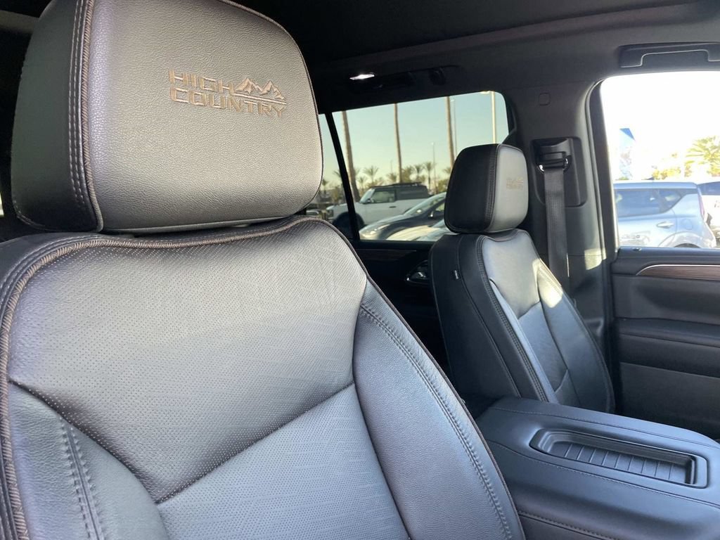 Used 2023 Chevrolet Tahoe High Country AWD/4WD image 29