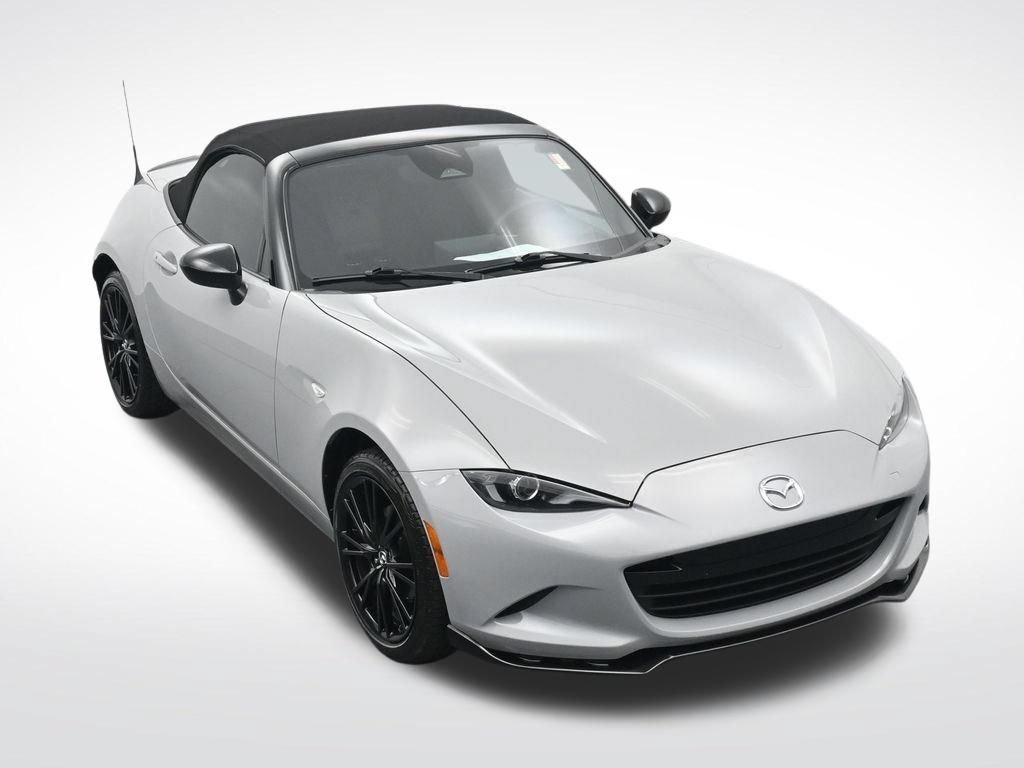 Used 2025 MAZDA MX-5 Miata Club RWD image 21