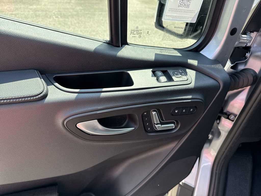 New 2025 Mercedes-Benz Sprinter 2500 image 14