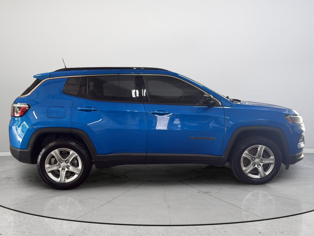 Used 2023 Jeep Compass Latitude w/ Convenience Group AWD/4WD image 6