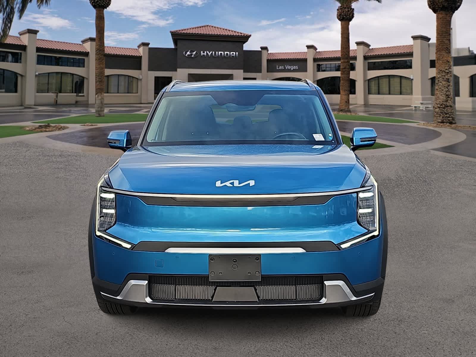 Used 2024 Kia EV9 Wind AWD/4WD image 3