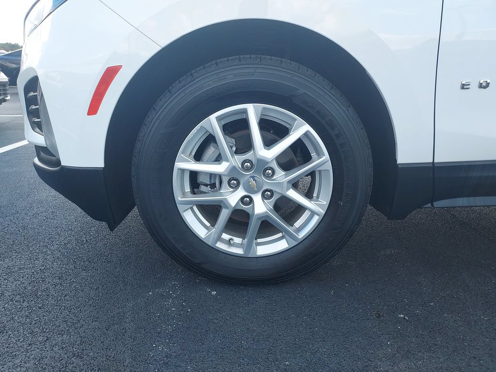 Used 2022 Chevrolet Equinox LT FWD image 10