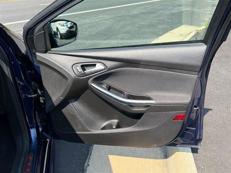 Used 2016 Ford Focus ST image 13