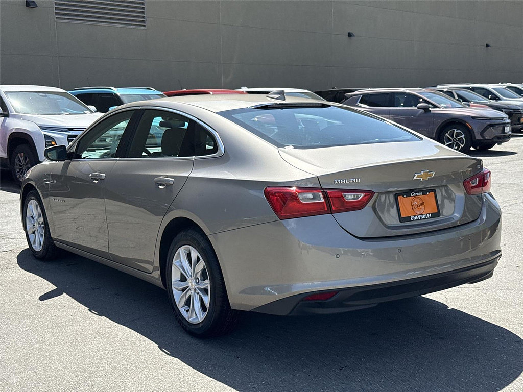 Used 2025 Chevrolet Malibu LT FWD image 5