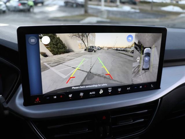 Used 2025 Ford Escape Platinum w/ Premium Technology Package image 25