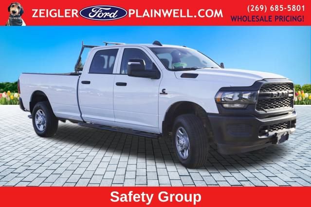Used 2024 RAM 3500 Tradesman w/ Safety Group image 4