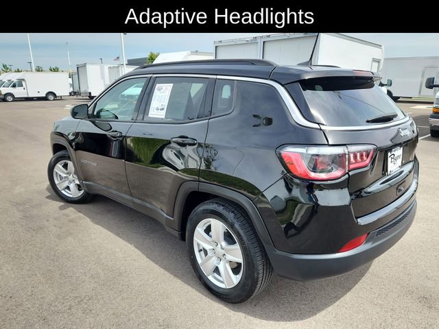 Used 2022 Jeep Compass Latitude FWD image 5