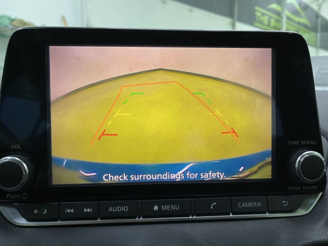 Used 2020 Nissan Sentra SV image 21