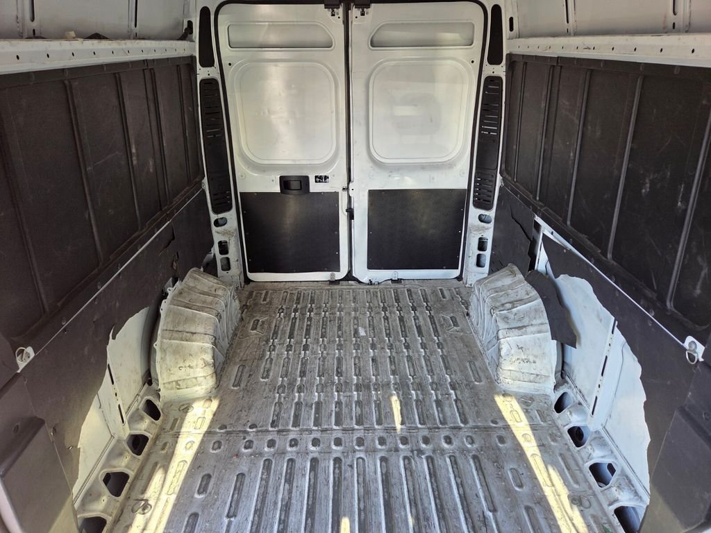 Used 2022 RAM ProMaster 2500 FWD image 18