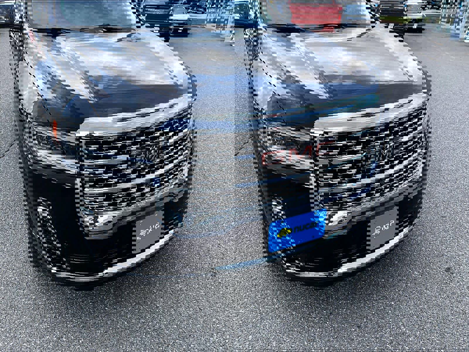 Used 2023 GMC Acadia Denali w/ Denali Ultimate Package AWD/4WD image 33