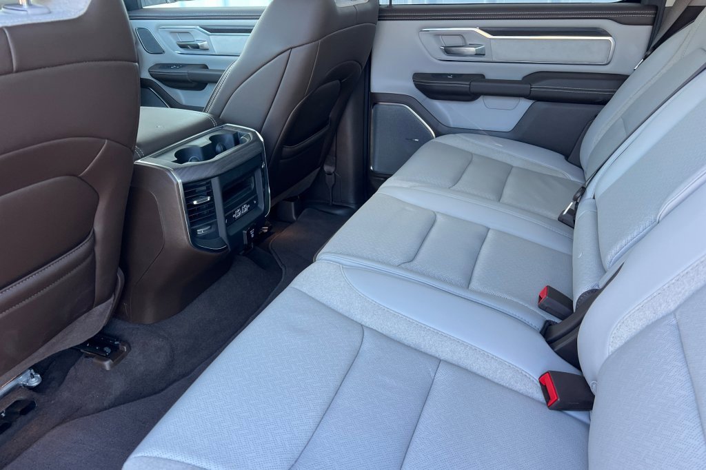 Used 2025 RAM 1500 Laramie image 9