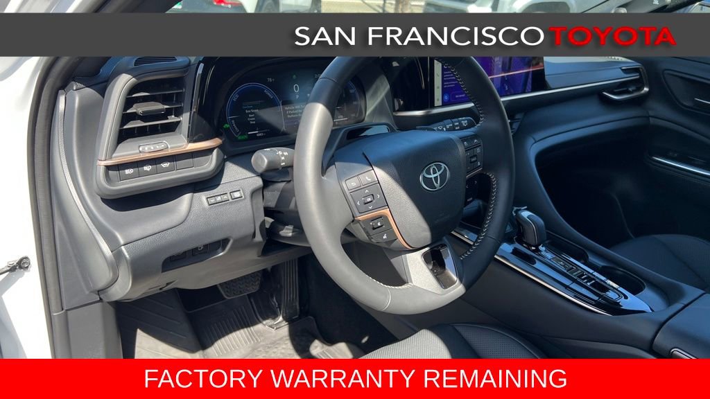 Certified 2025 Toyota Crown Signia image 14