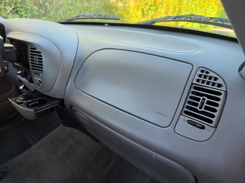 Used 2000 Ford F150 XL RWD image 28