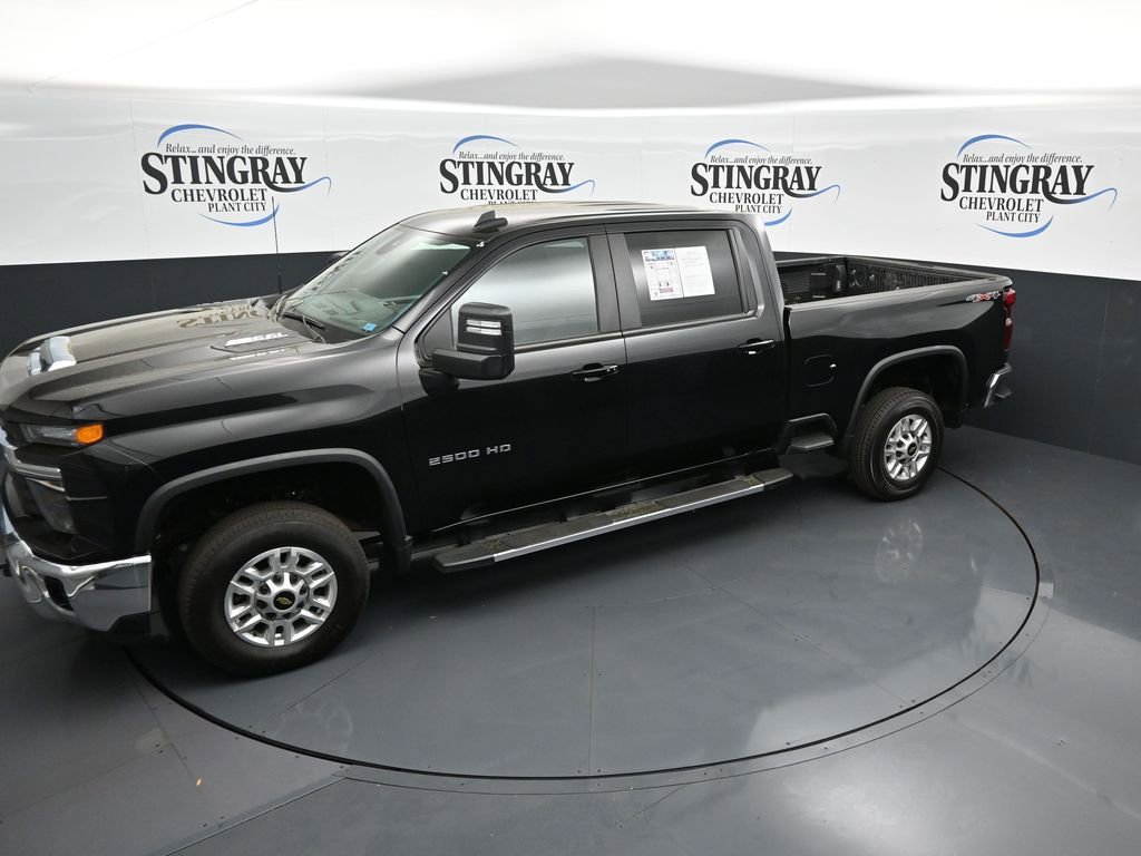 Used 2025 Chevrolet Silverado 2500 LT w/ Convenience Package image 11