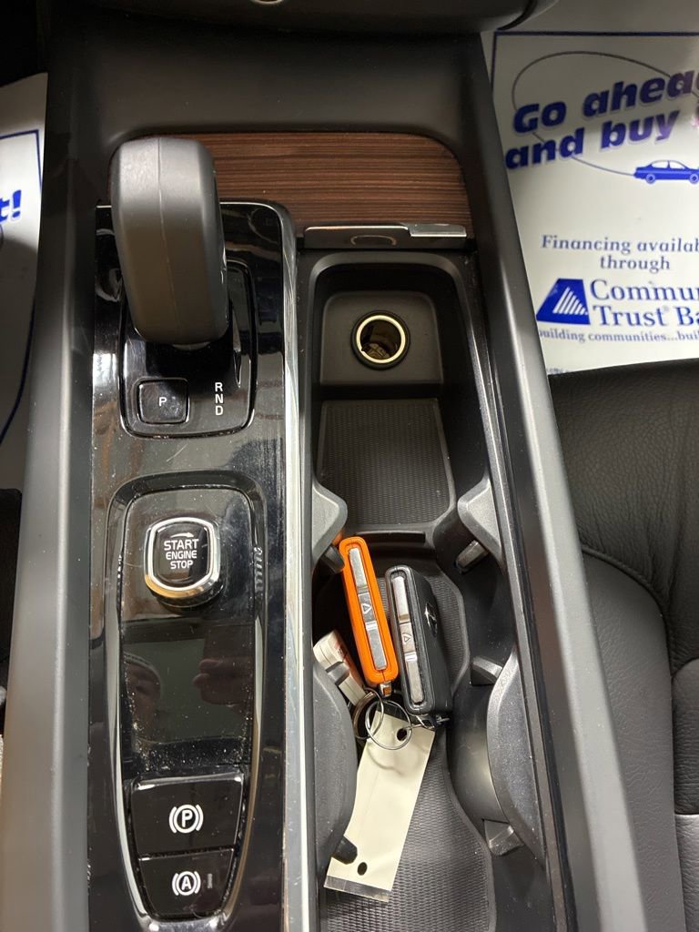 Used 2023 Volvo XC60 B5 Plus w/ Climate Package AWD/4WD image 23